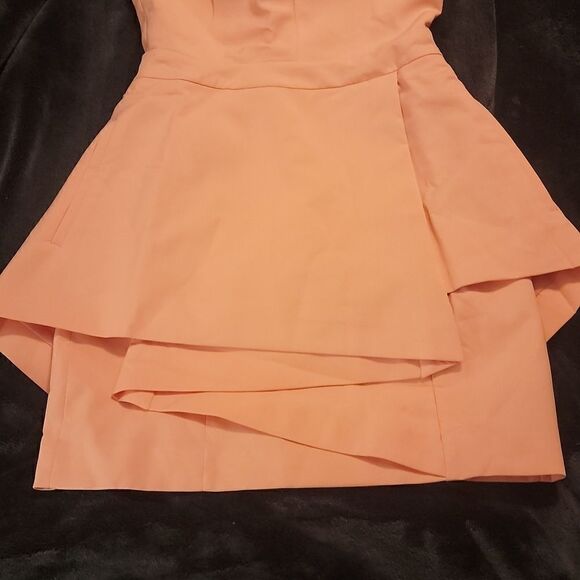 Elliatt Origami Dress - Picture 7 of 8